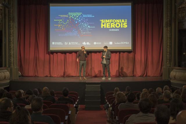 Inoblidable estrena del documental “La simfonia dels herois” al Teatre Romea de Barcelona