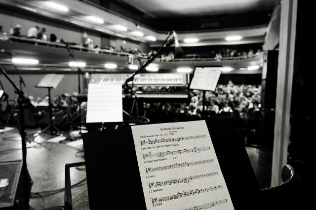 Uneix-te a la Simfonia dels Herois: una gira de concerts per recaptar fons per a la recerca en càncer cerebral