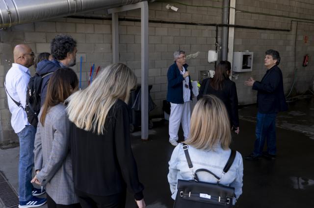 L’Hospital de Bellvitge rep la visita d’una delegació d’hospitals del Líban interessada en el model de gestió de residus