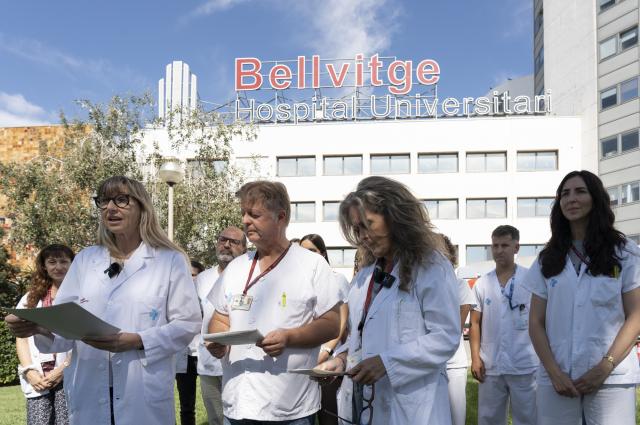 Lectura del Manifest per la Vida a l'Hospital de Bellvitge