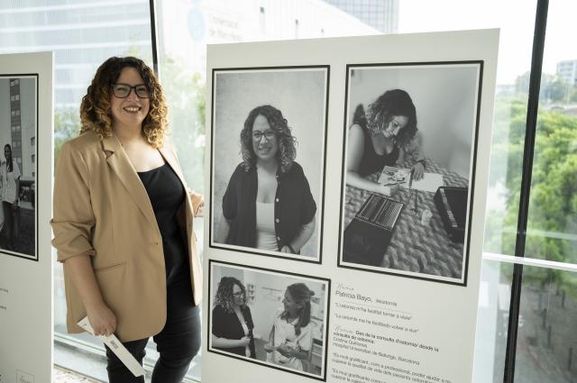 Històries de vida de persones ostomitzades en una exposició a l’Hospital de Bellvitge