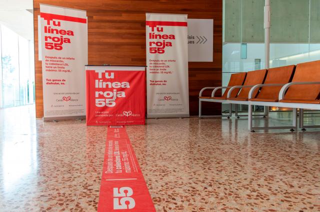 L'Hospital de Bellvitge acull “Tu Línea Roja 55” per conscienciar les persones que han patit un infart de miocardi sobre la importància de reduir el colesterol LDL