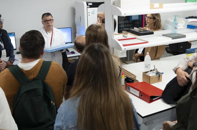 L’Innobus fa parada a l’Hospital de Bellvitge