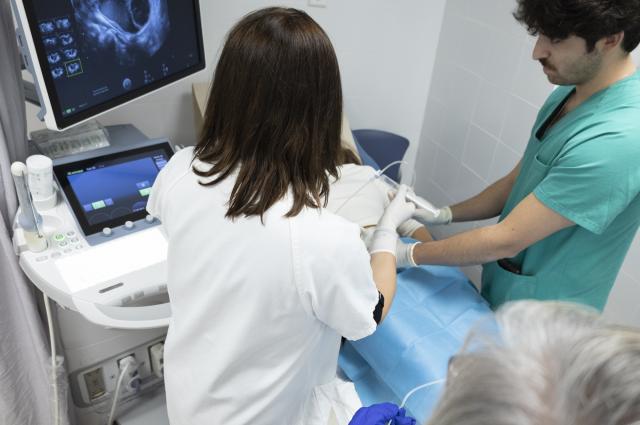 Bellvitge valida una alternativa menys invasiva a la cirurgia per tractar l’endometriosi  