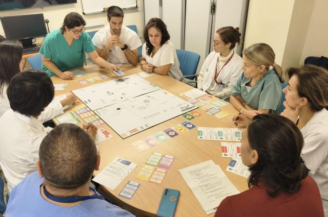 Un joc de taula creat a Bellvitge pot ajudar a salvar vides en situacions quirúrgiques límit com l’aneurisma d’aorta trencat