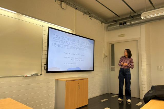 Una infermera predoctoral de la Universitat de Lleida fa una estada formativa amb el grup de recerca infermera GRIN-IDIBELL