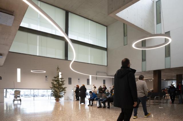  El renovat vestíbul de Consultes Externes de l’Hospital de Bellvitge obre les seves portes