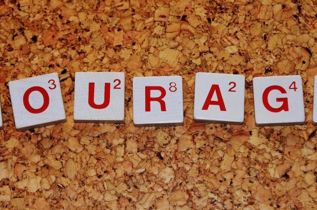 Albert Piulachs Moles, autor del relat ¡No me desafies!, publicat al volum II de Desde mi habitación (pag. 43)