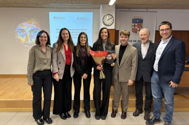 Anna Esteve defensa la tesi doctoral sobre l’abordatge genòmic personalitzat en les distròfies hereditàries de la retina