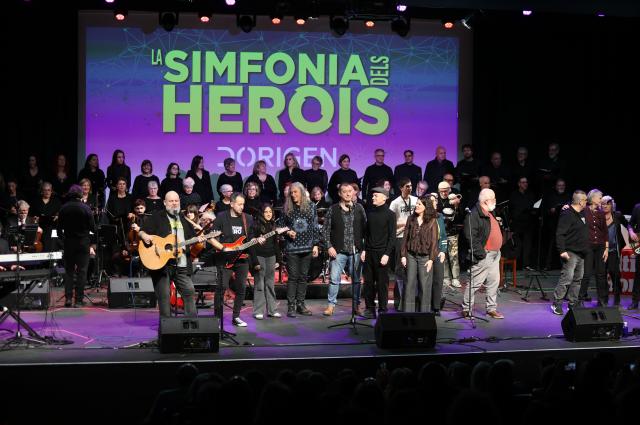 La Simfonia dels Herois viu un emocionant concert a Mallorca i recull més de 13.000 euros per  a la recerca del càncer cerebral