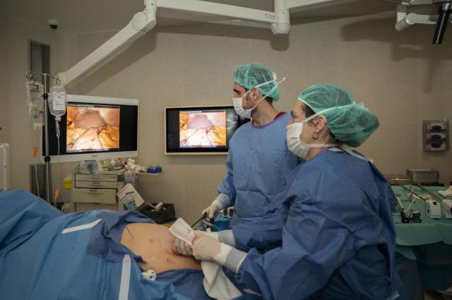  L’Hospital de Bellvitge consolida el seu lideratge en cirurgia bariàtrica en arribar a les 3.000 intervencions mínimament invasives