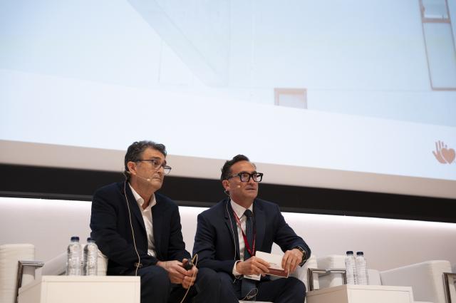 Professionals, pacients i famílies debaten a l’Hospital de Bellvitge com continuar reduint l’impacte letal de la mort sobtada