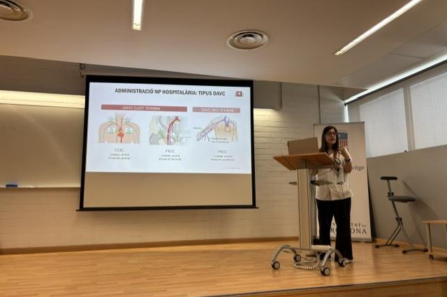 L’HUB comparteix la seva expertesa en elaboracions estèrils a sales blanques