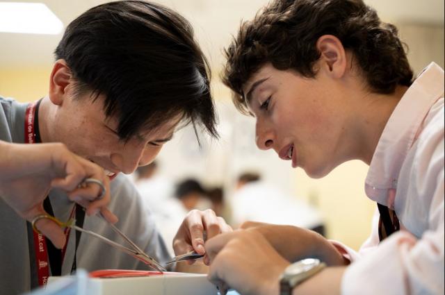 Bellvitge converteix el recorregut d’una pacient amb infart en una experiència immersiva per inspirar els futurs professionals de la medicina cardiovascular