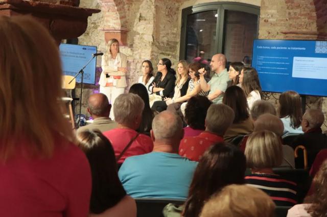 Històries de vida i avenços científics es troben en una jornada sobre càncer de mama impulsada per Bellvitge, Viladecans i l'ICO