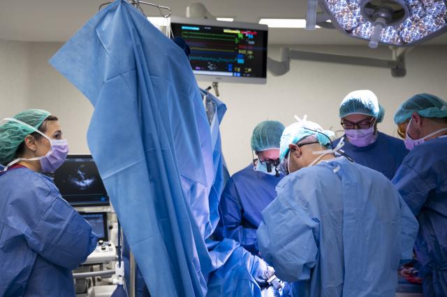Un estudi liderat per Anestesiologia de Bellvitge destaca la importància de prevenir les transfusions en cirurgia cardíaca