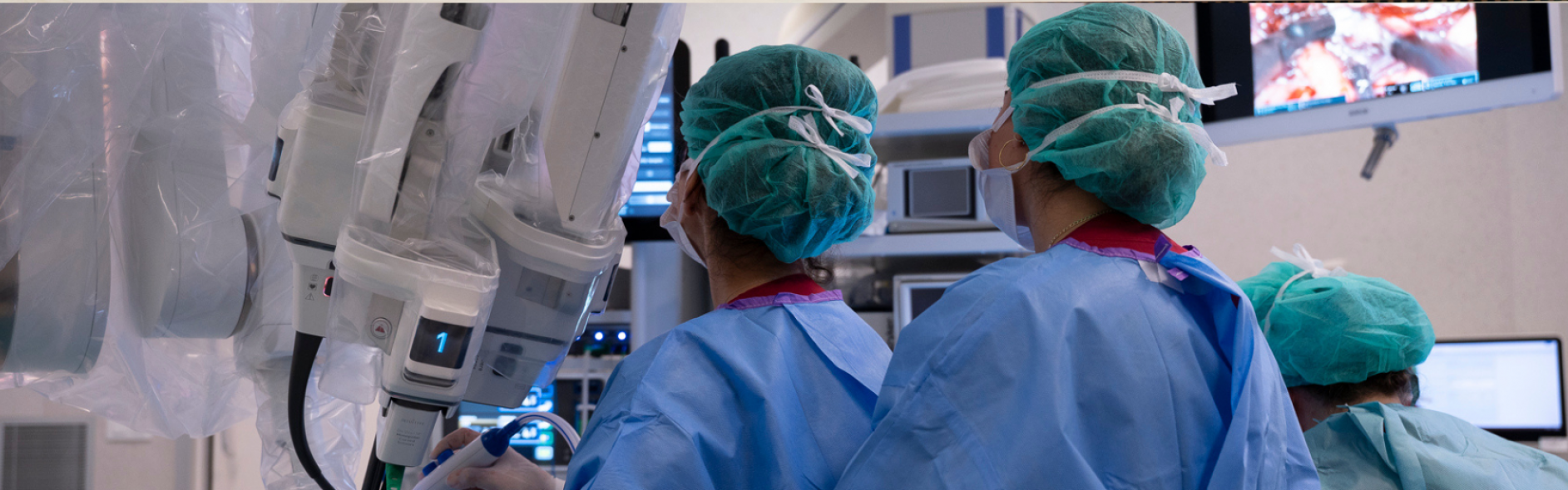 L’Hospital de Bellvitge realitza el primer trasplantament renal a Europa amb cirurgia robòtica d’una única incisió