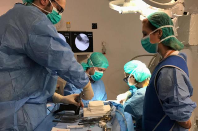 L’equip de peu supera els ja 50 pacients operats amb anestèsia local_hub