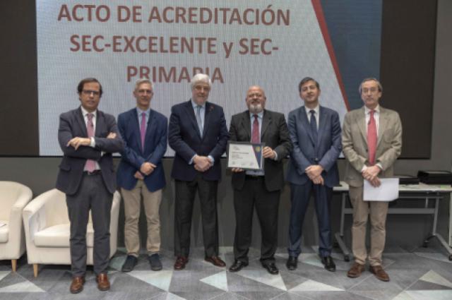 tres acreditacions d'excel·lència de la societat espanyola de cardiologia_hub