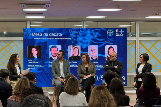 taula rodona amb la participació del Dr. Josep Comin al hub de Bayer