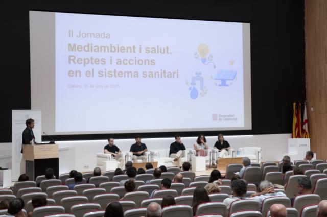 La retirada de fibrociment a l’HUB, una de les iniciatives destacades a la 2a jornada sobre reptes mediambientals de Salut