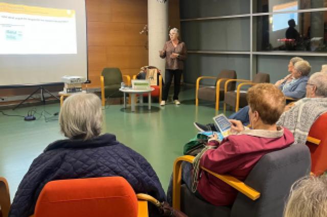 Les voluntats anticipades i les segones opinions mèdiques centren l’interès dels veïns de Bellvitge