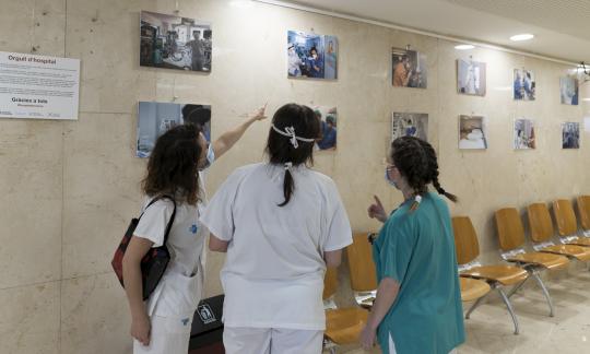  'Orgullo de hospital' la nueva exposición fotográfica sobre la pandemia de la Covid-19 en el HUB