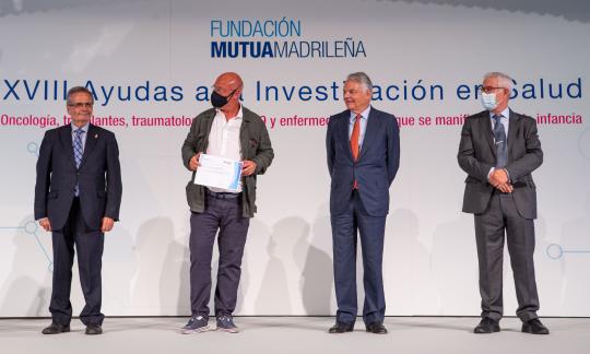 Un proyecto de investigación del HUB sobre cirugía de cadera recibe una ayuda de la Fundación Mutua Madrileña