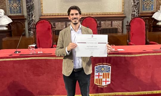El Dr. Sergi Fernández rep el Premi extraordinari de màster de la UB