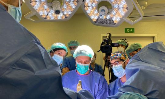 La tecnología más avanzada para la cirugía ginecológica se muestra en el Hospital de Bellvitge