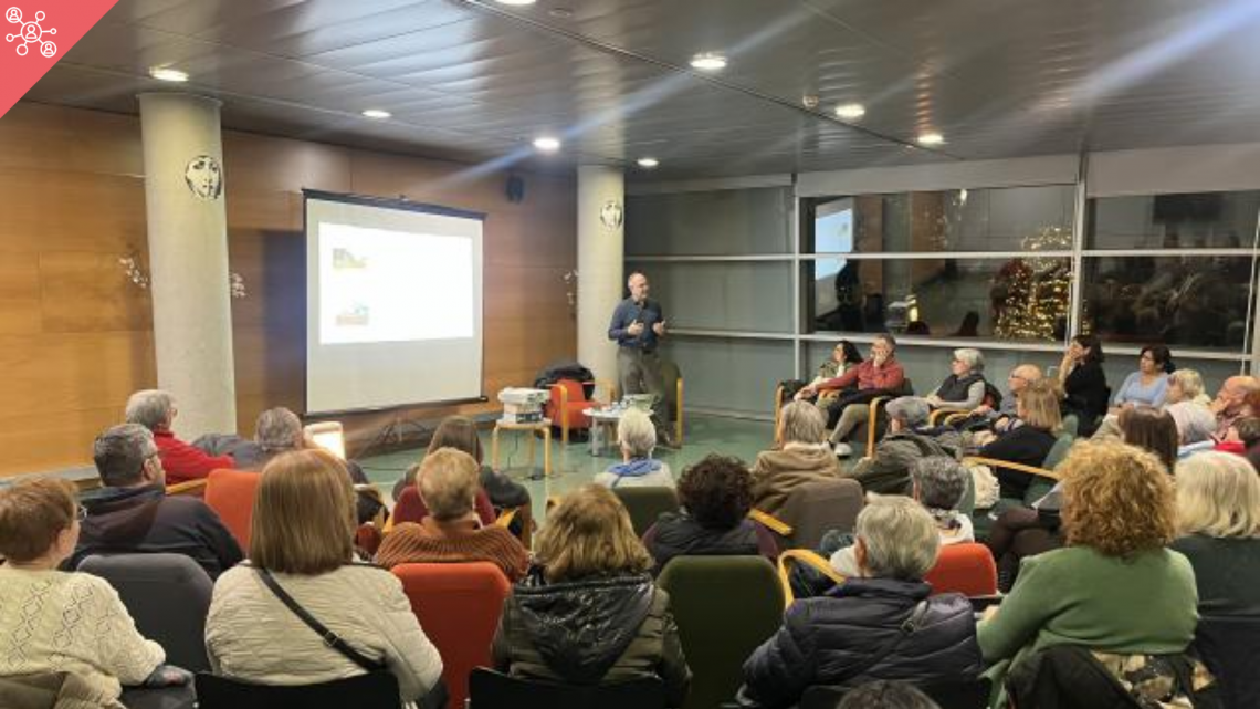 Descobrint la microbiota intestinal: èxit de la xerrada del Dr. Guardiola a la Biblioteca Bellvitge